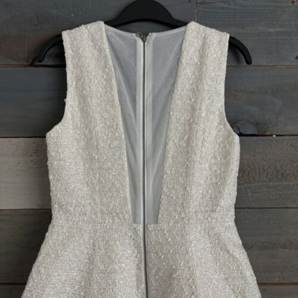 NWT Alice + Olivia $485 Silk Linen Blend Glittery V-Neck Party Dress - Picture 10 of 12